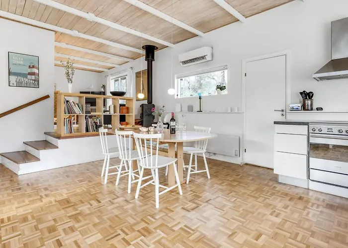 Christella - 200m From The Sea By Interhome Neksø